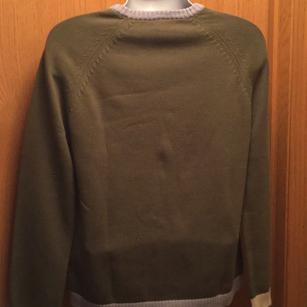 Lacoste Sweater - Picture 5 of 5